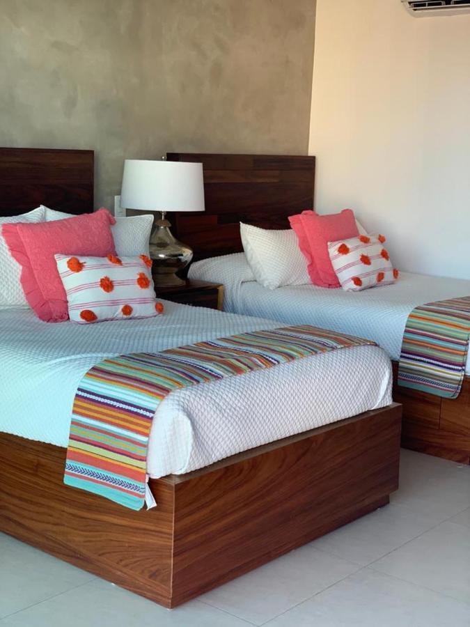 Peninsula Vallarta , Departamentos Piso 8 Y 10 Hacia El Mar Puerto Vallarta Kültér fotó